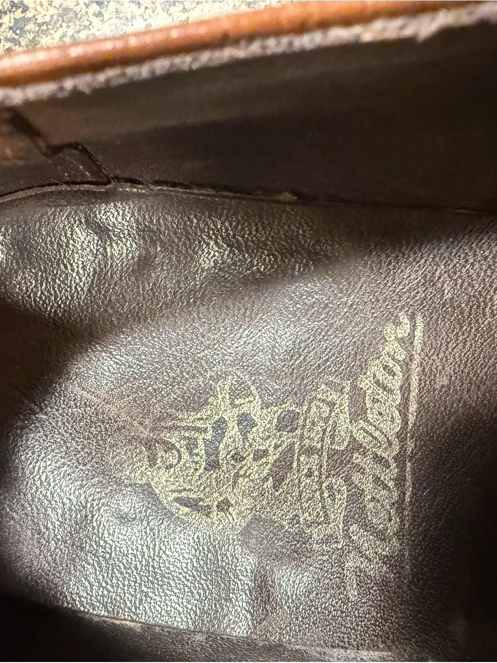Men's Vintage Chestnut Leather Slip-On Loafers